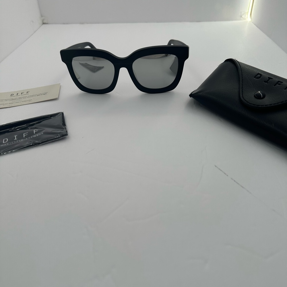 DIFF Black Square Sunglasses with Gray Lenses - image 3
